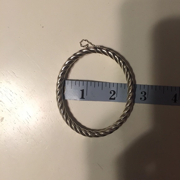 EUC Sterling Silver Hinged Cable Bangle Bracelet - Picture 7 of 7